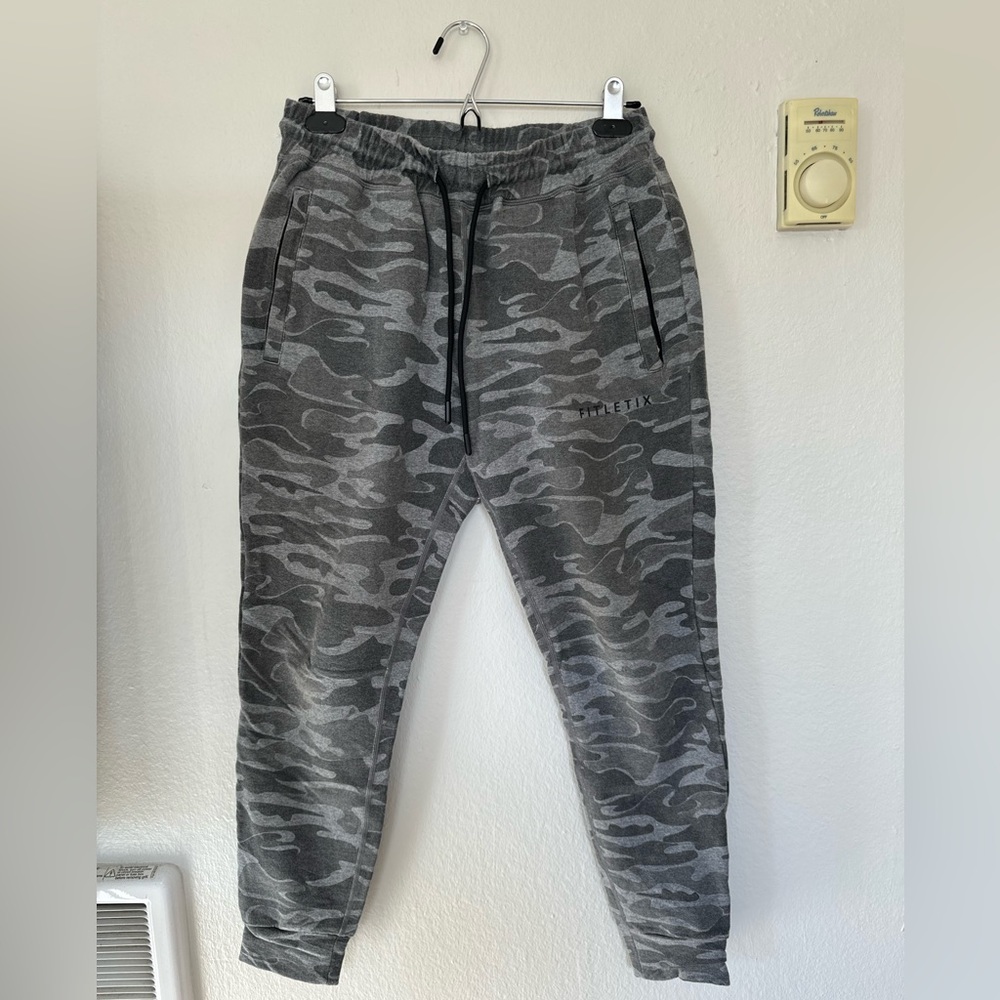 Fitletix Men’s Camo Joggers